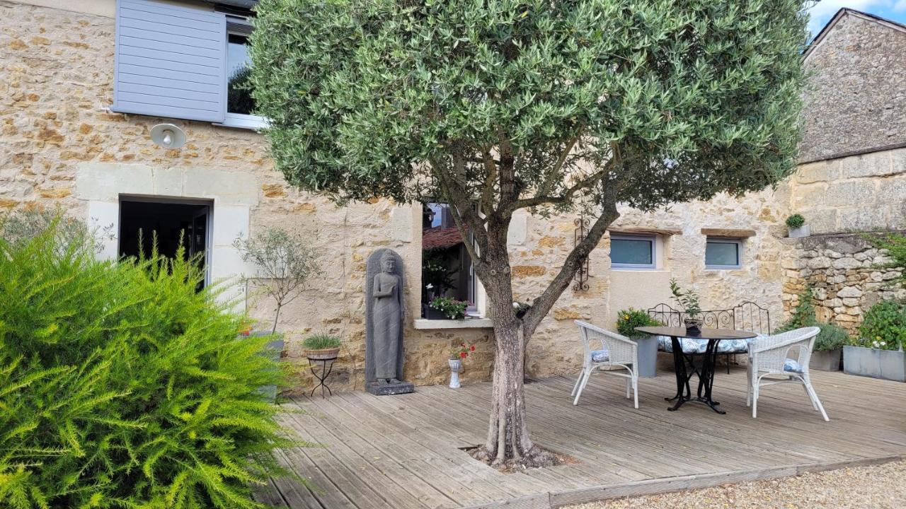 Au Creux Des Vignes Hotel Les Verchers-sur-Layon Exterior photo